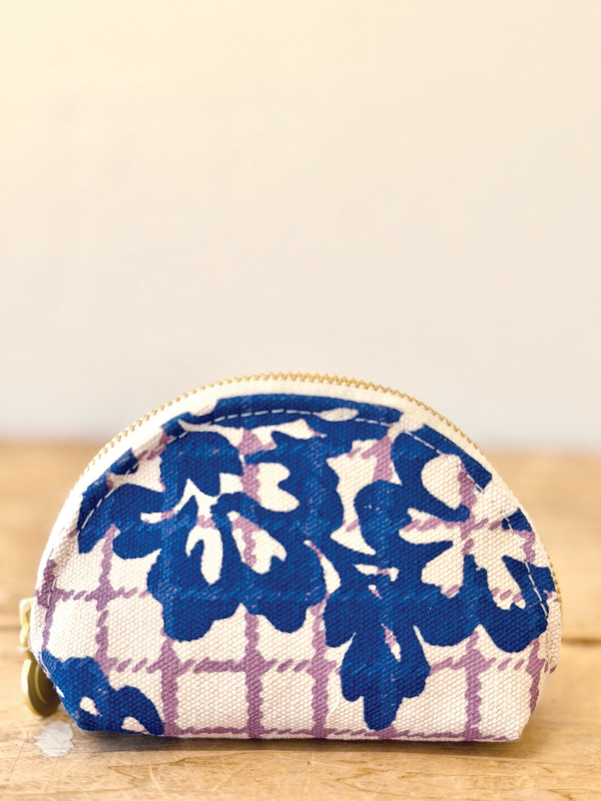 Darlene Clamshell Pouch