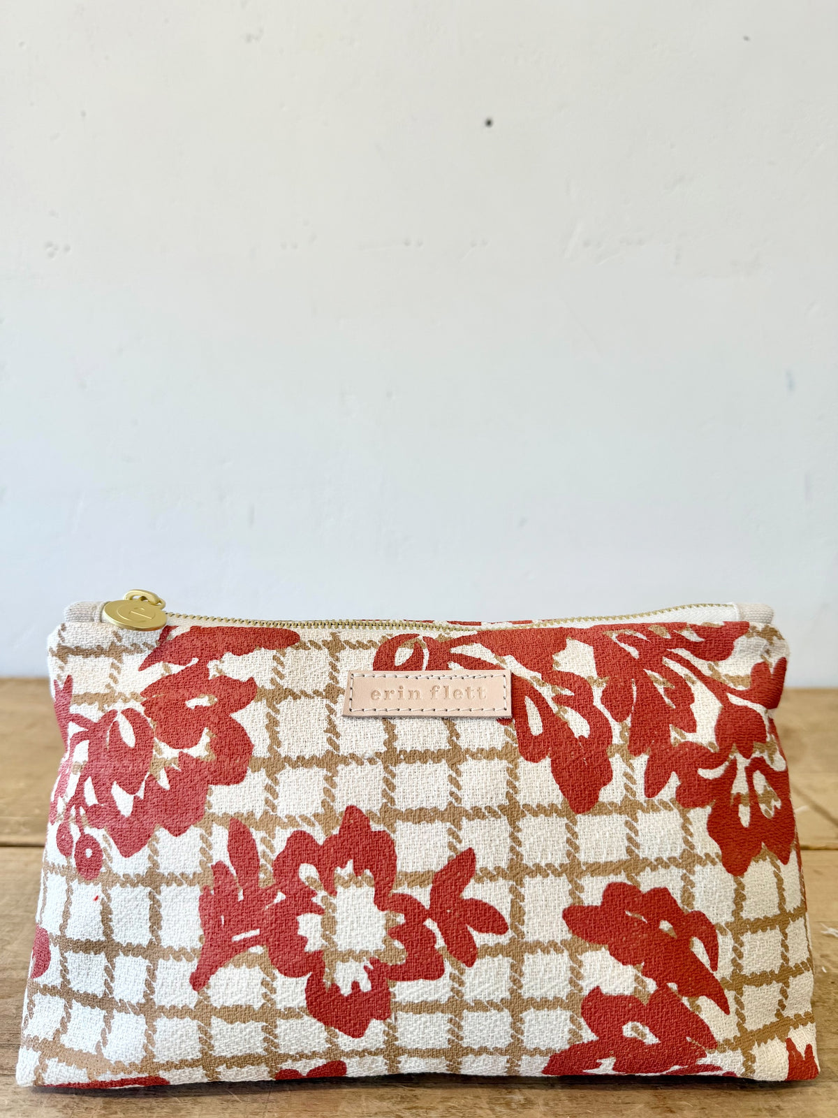 Laura Pouch
