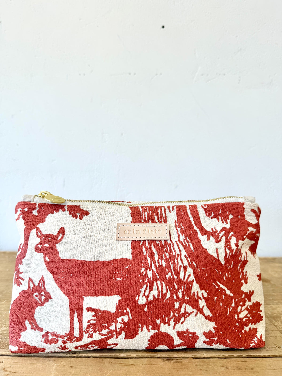 Laura Pouch
