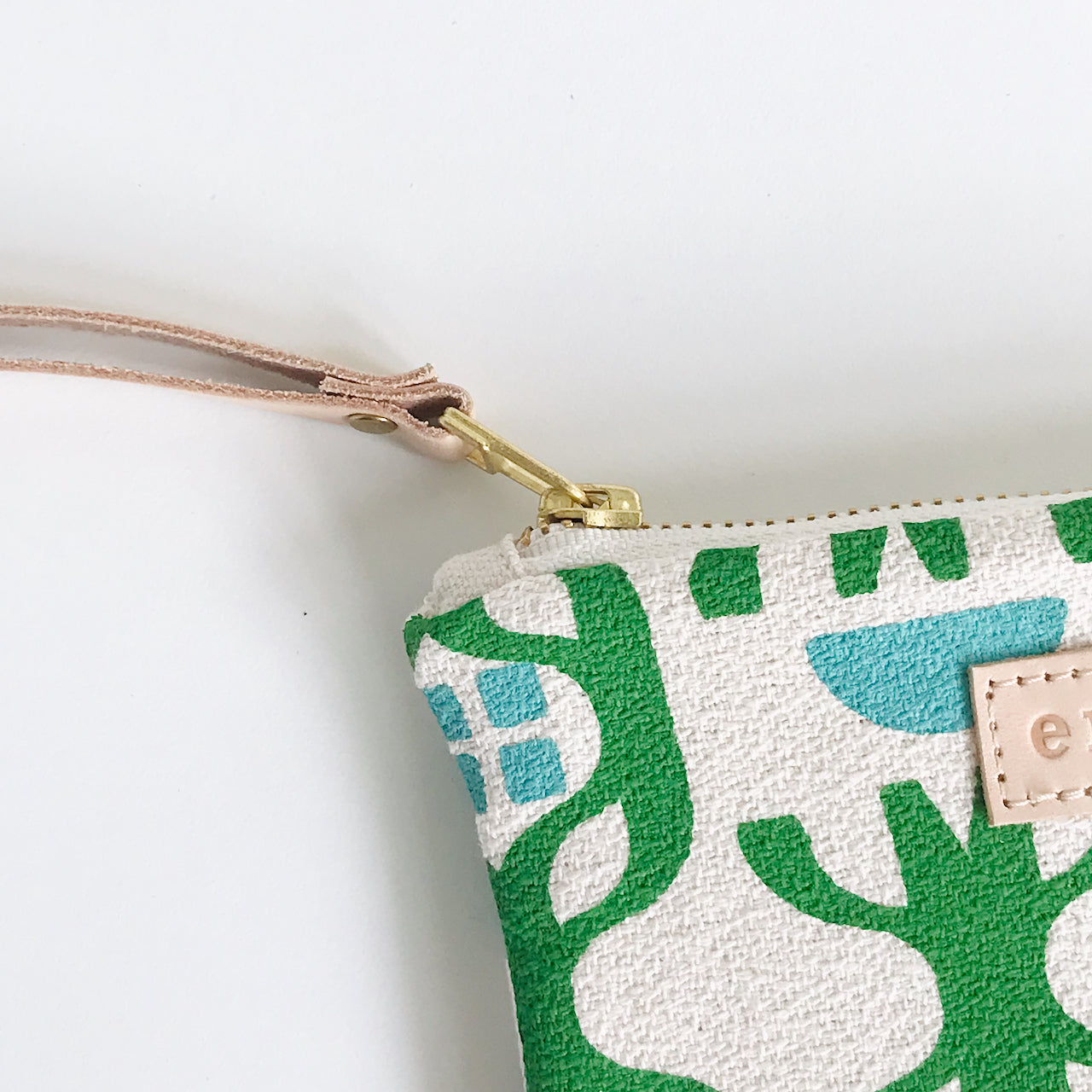 KELLY GREEN + TURQUOISE CHALET WRISTLET